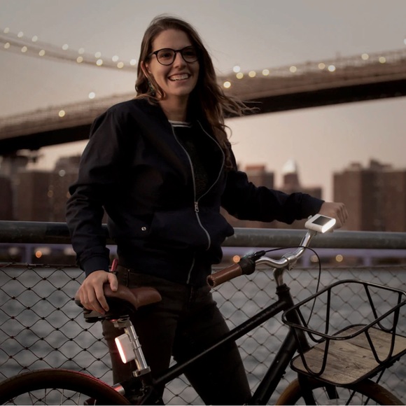 NEW Mpowerd Luci Solar Bike Light Set - Picture 5 of 13